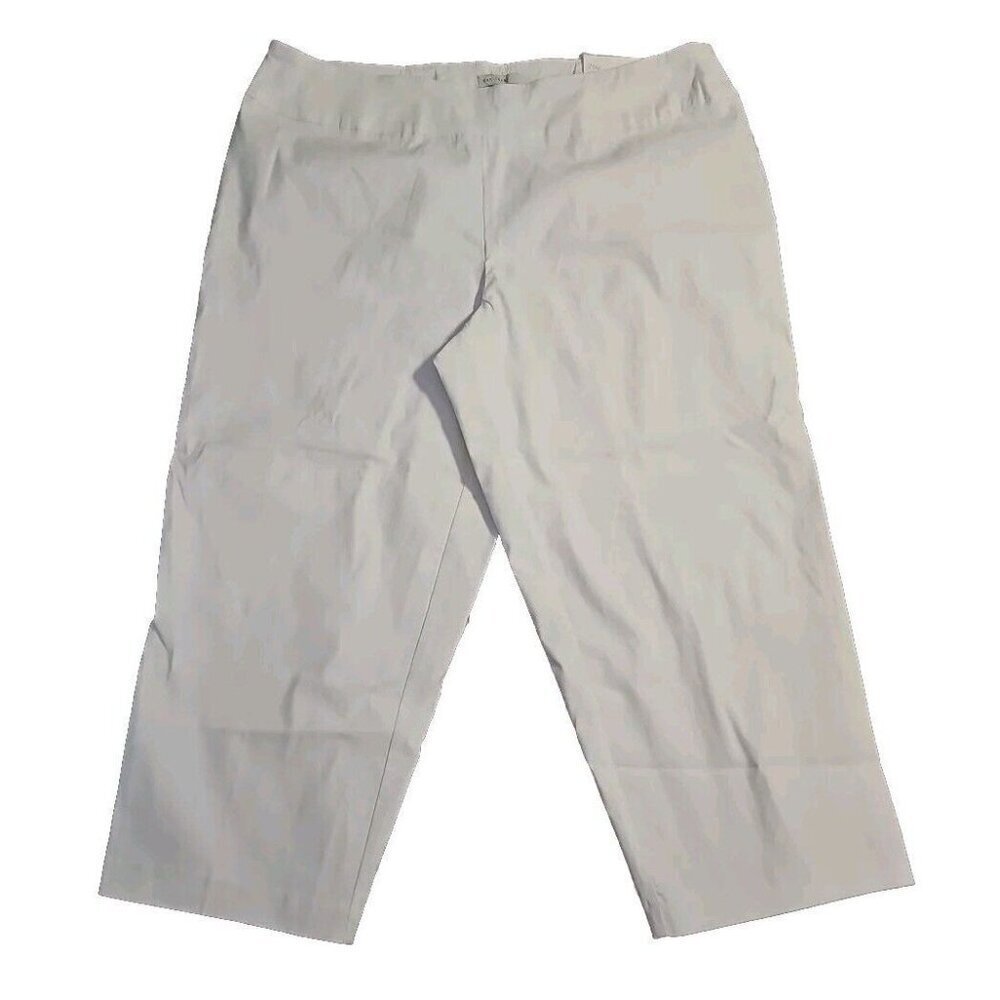 Cato Crop Classic White Pull On Capri New With Tag
